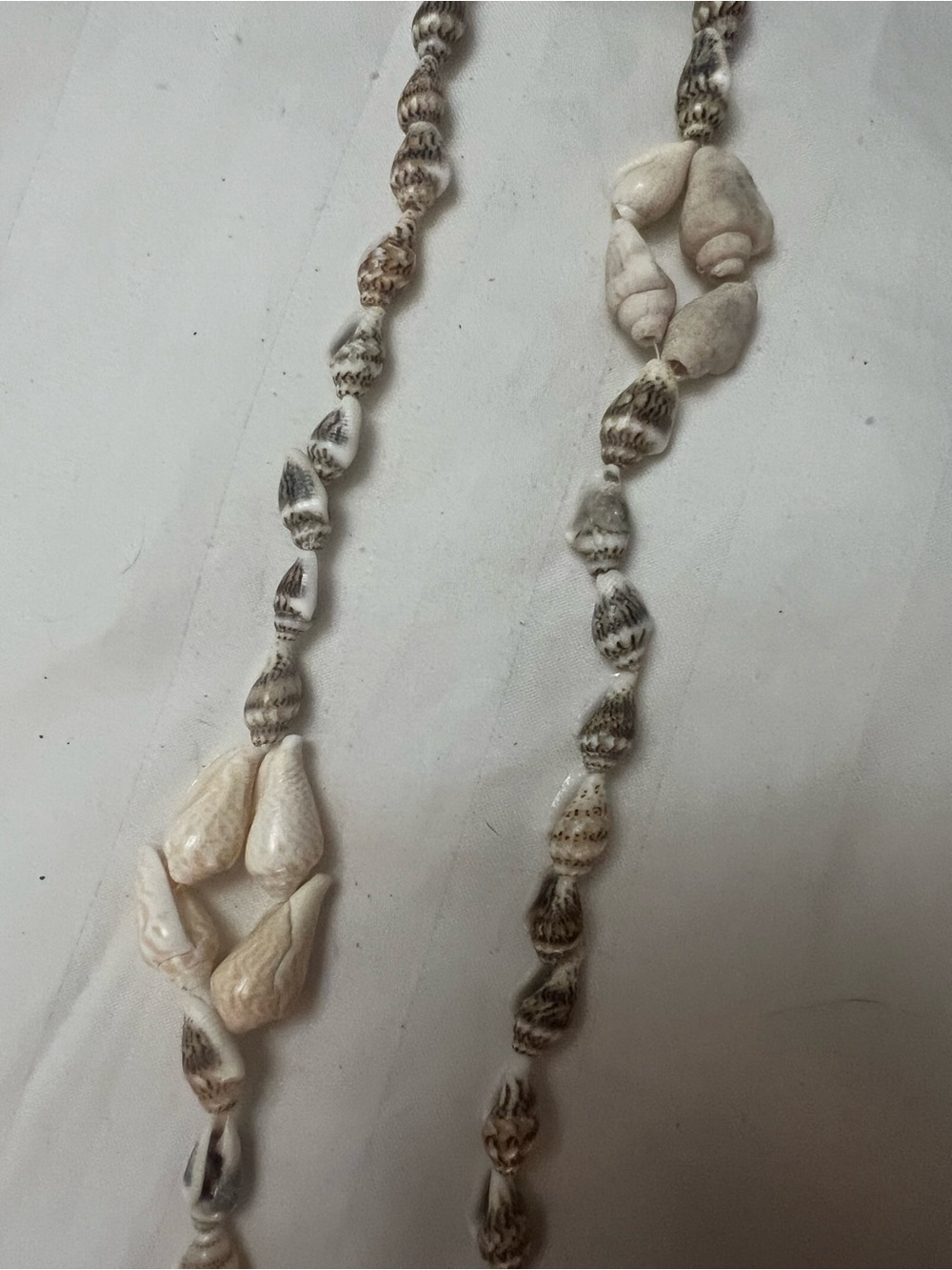 Shell Necklace - Picture 2 of 3